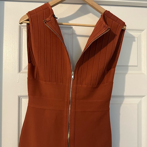 NWT Gianni Bini Brenda Dress in Cedar bandage dress Small - Picture 2 of 8